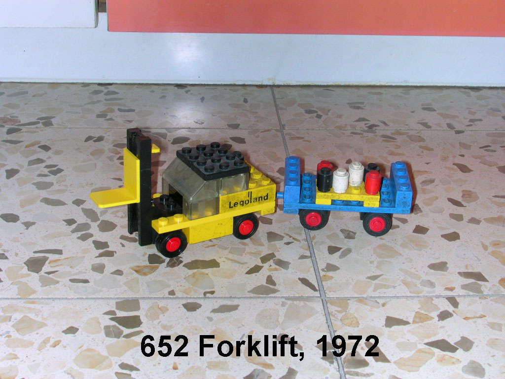 0652_forklift.jpg