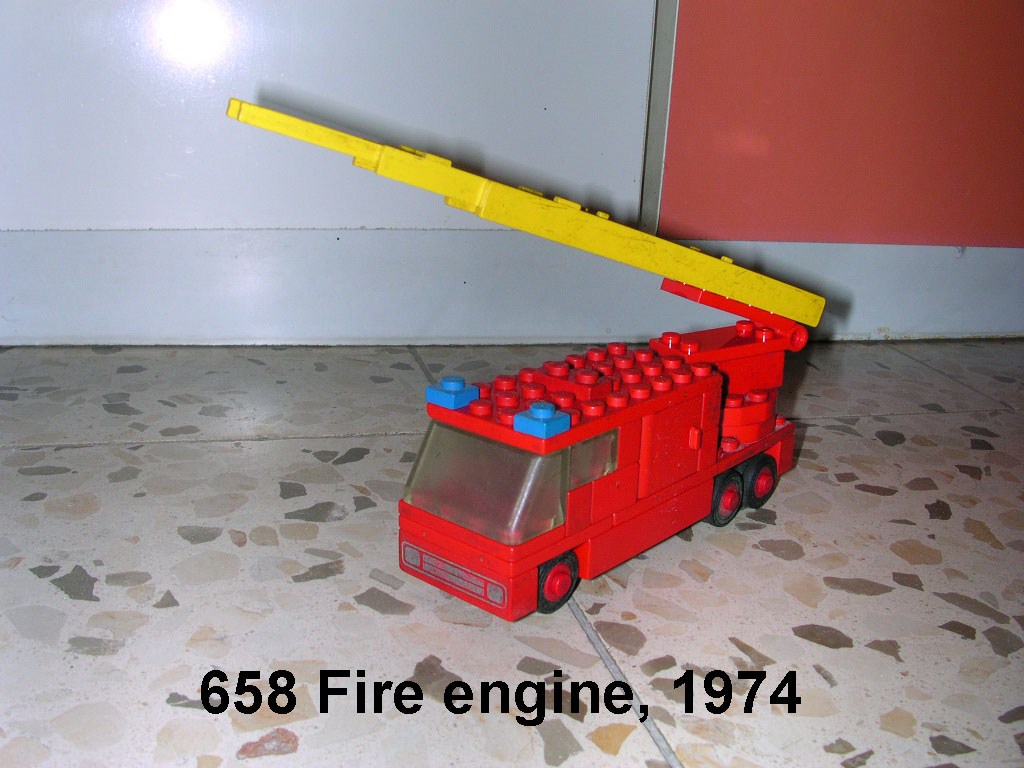 0658_fire_engine.jpg
