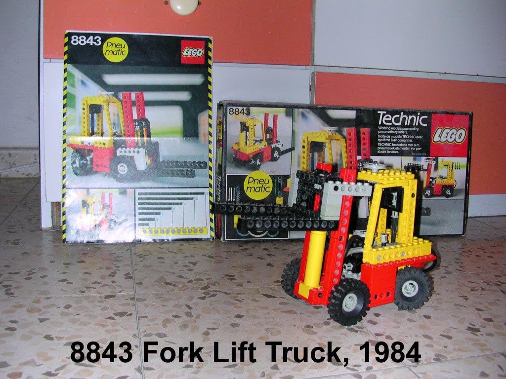 8843_fork_lift_truck.jpg