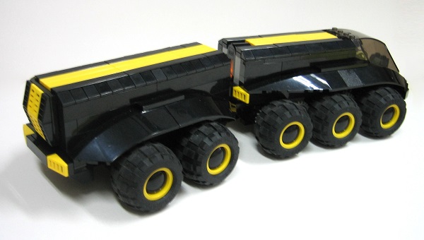 blacktron_mover_02_peq.jpg