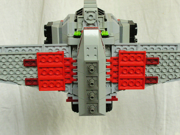 22_b-wing_under_wings.jpg