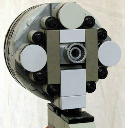 26_b-wing_cockpit_rotation_housing.jpg
