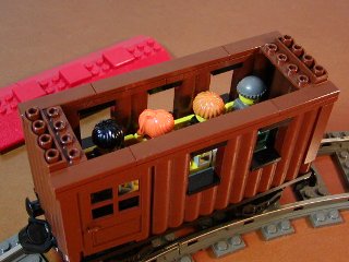 305305train009.jpg