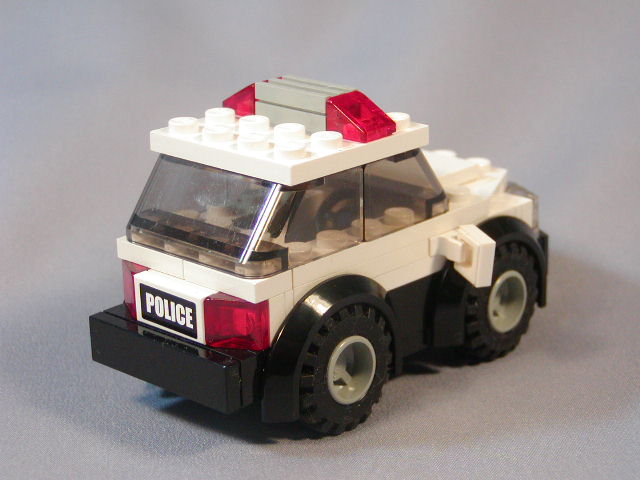 j_police_car_006.jpg