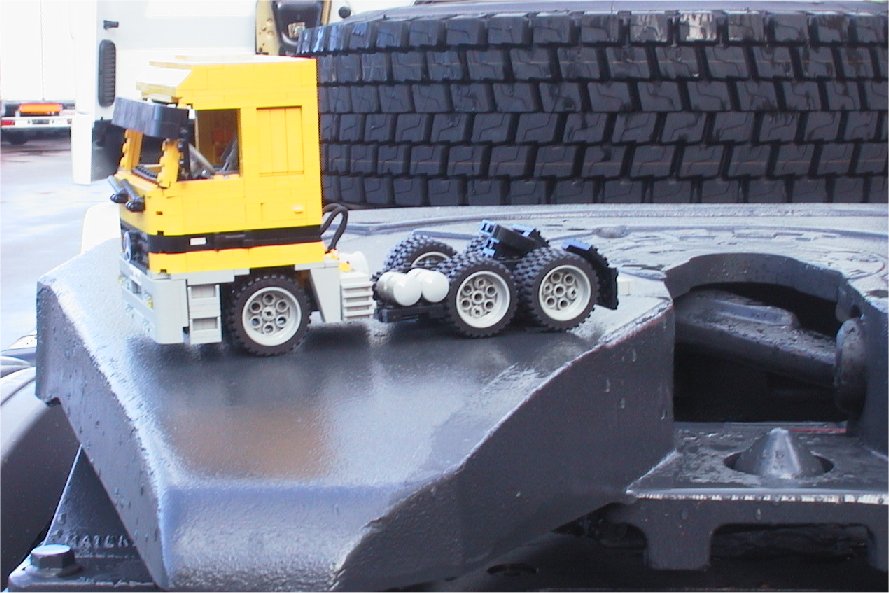 actros_r.jpg