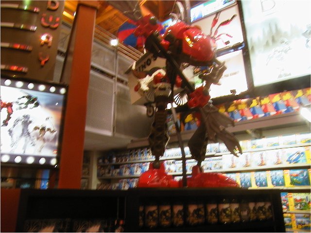 v_toys_r_us_bionicle.jpg