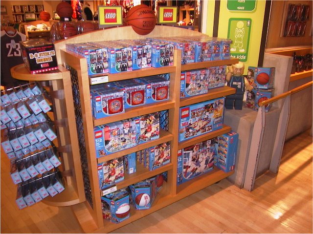 w_nba_store_display.jpg
