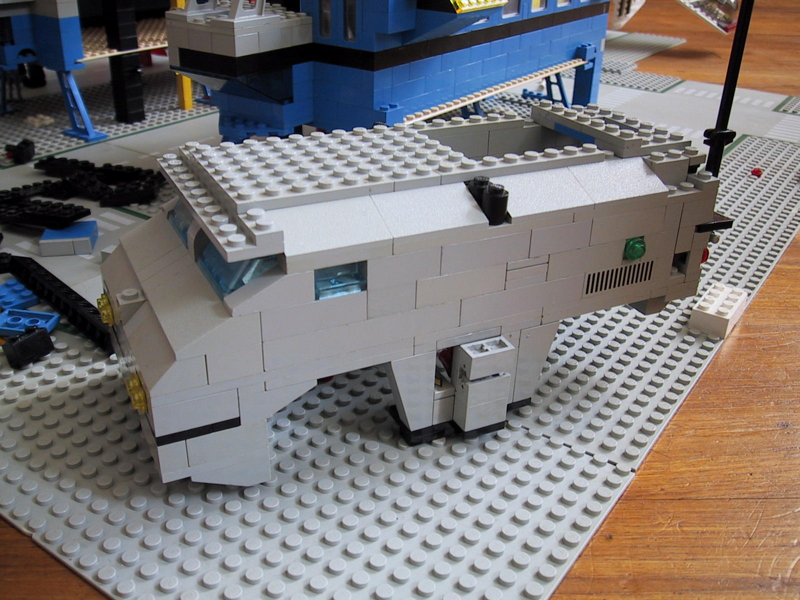01-attack1.jpg