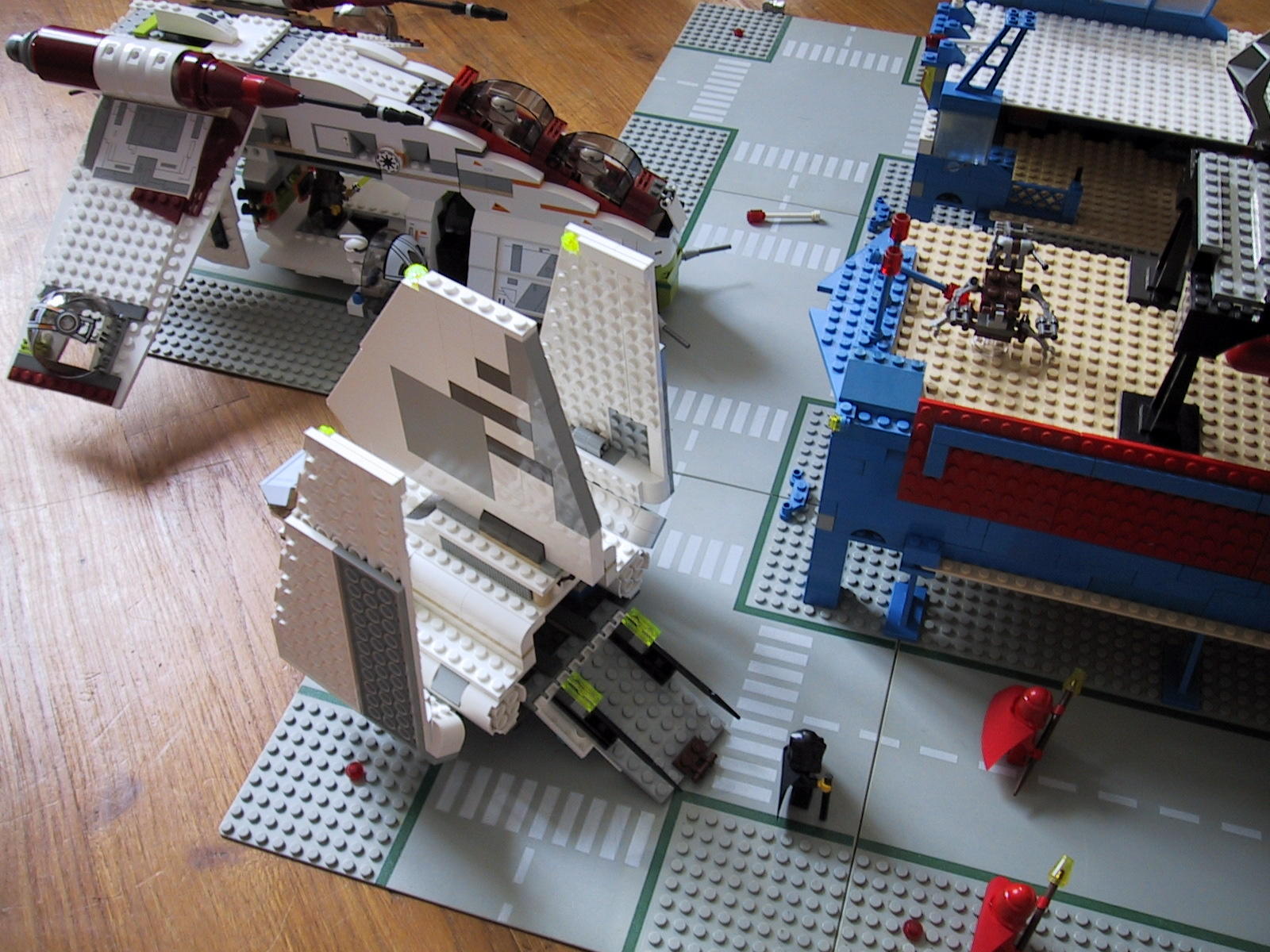 09-shuttle.jpg