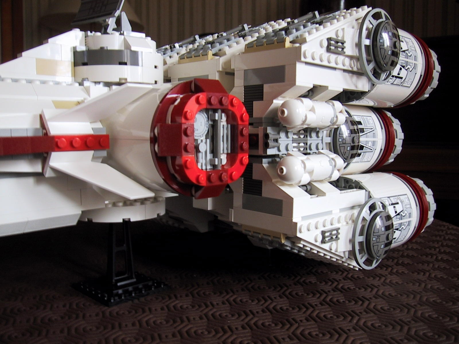 rebel-09.jpg