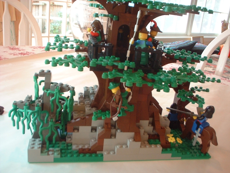 moontree02.jpg