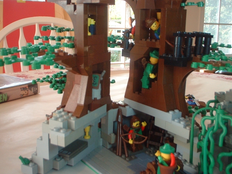 moontree03.jpg