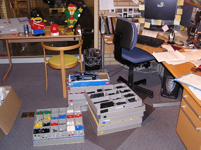 office1.jpg