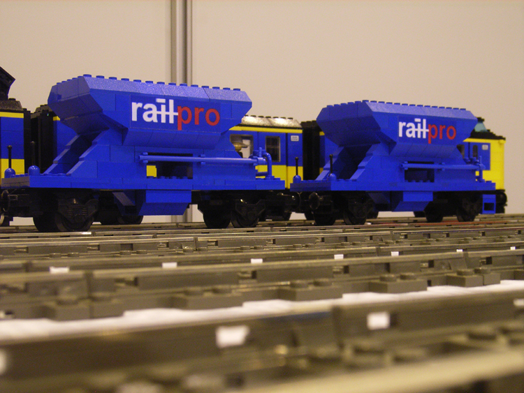 050925_lowlug_rail_041.jpg