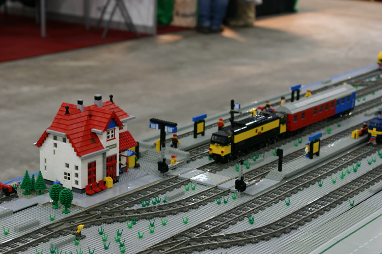 061015_lowlug_rail_021.jpg