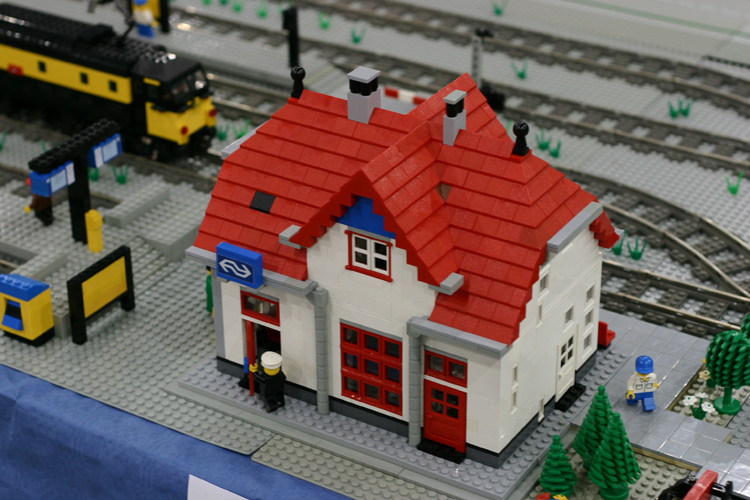 061015_lowlug_rail_022.jpg