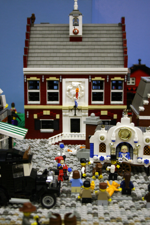 091010_11_layout_mcbricker_04.jpg