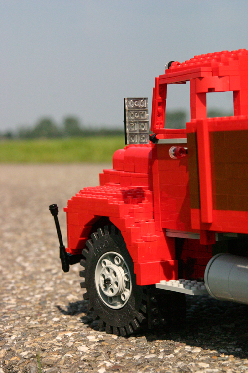 050904_volvo_l475_03.jpg