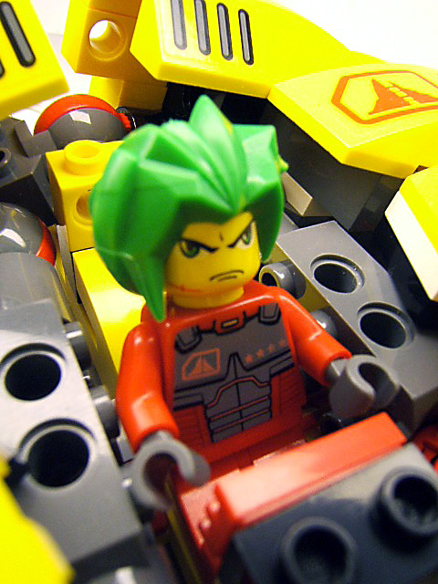 nova_seeker_cockpit.jpg