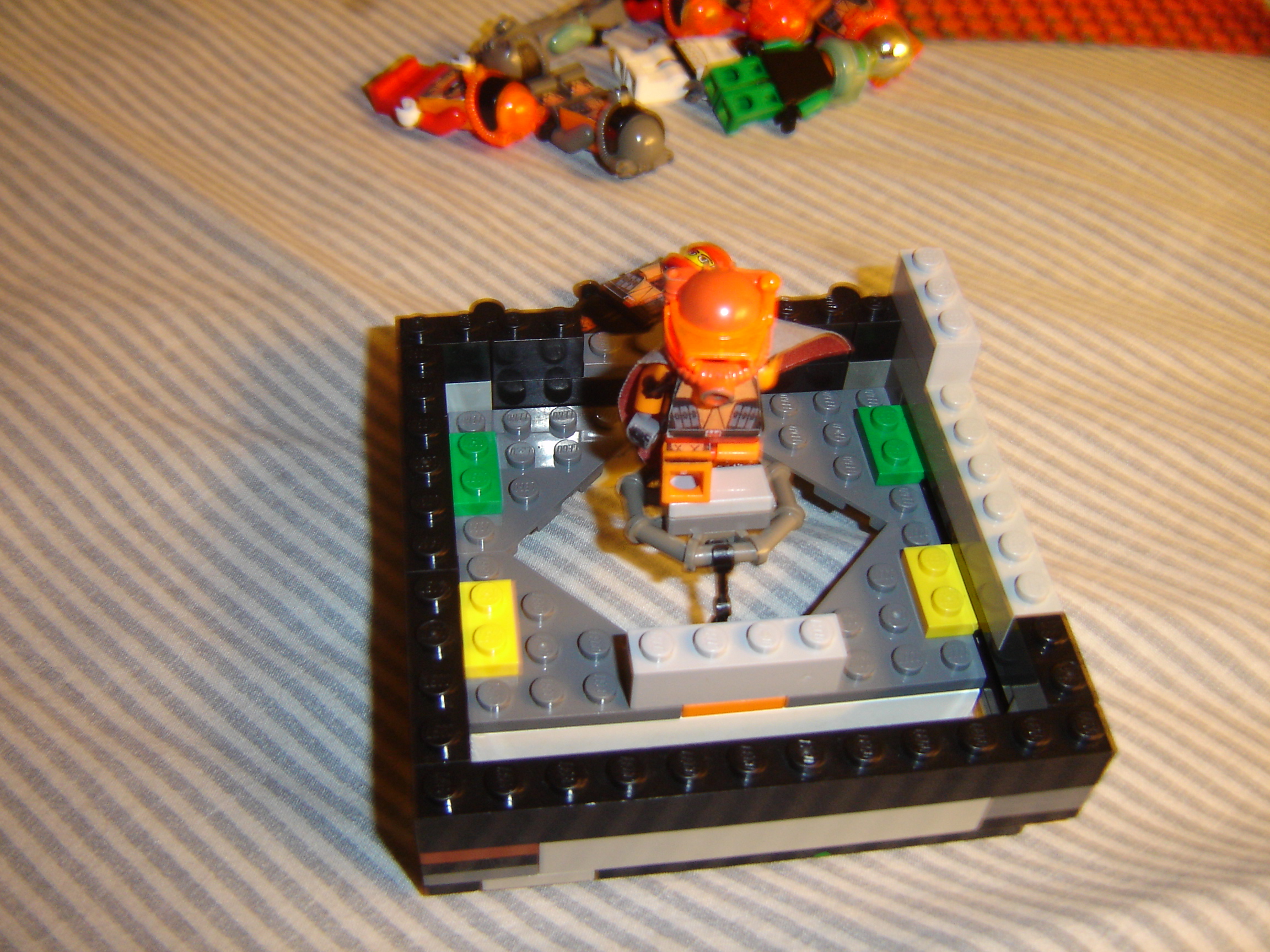 orangeskys_lego2_012.jpg