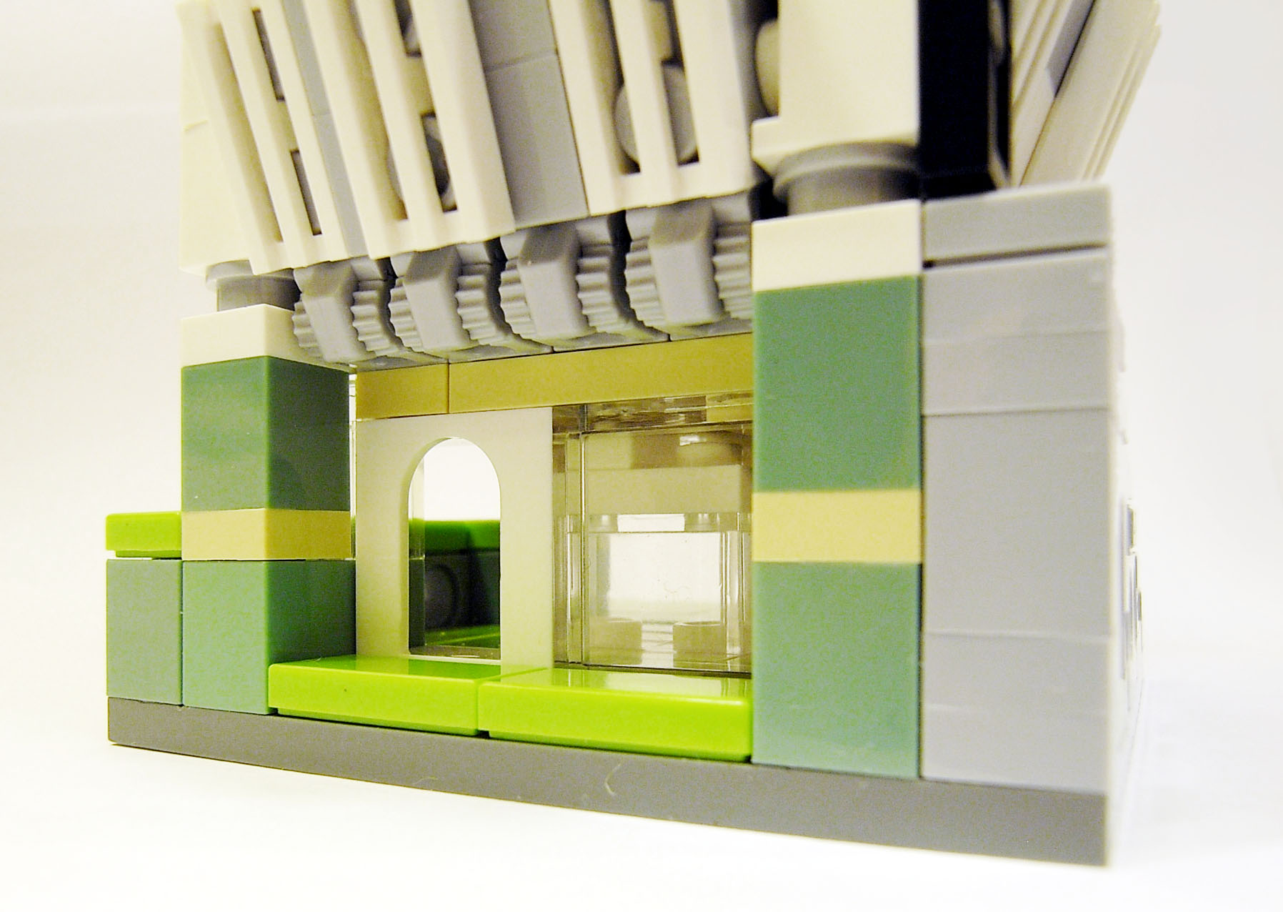 8x8_downtown_condominium_mini_modular5-_r0010735.jpg