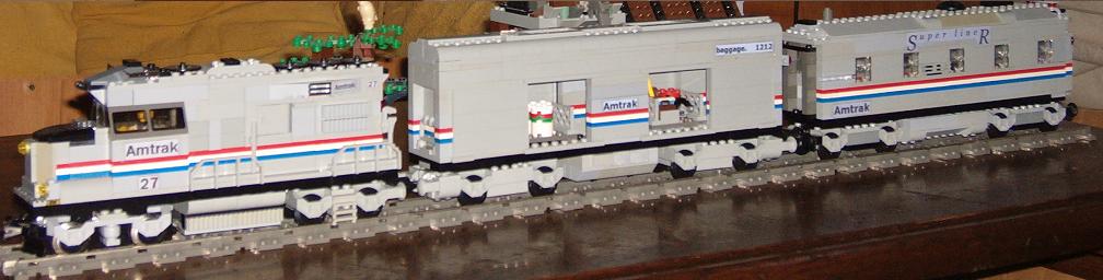 moc-wagon-amtrak-baggage-extended-version-open-doors.jpg