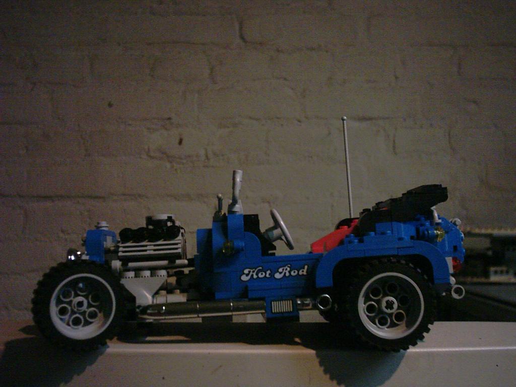 lego-legend-hot-rod-10151-002.jpg