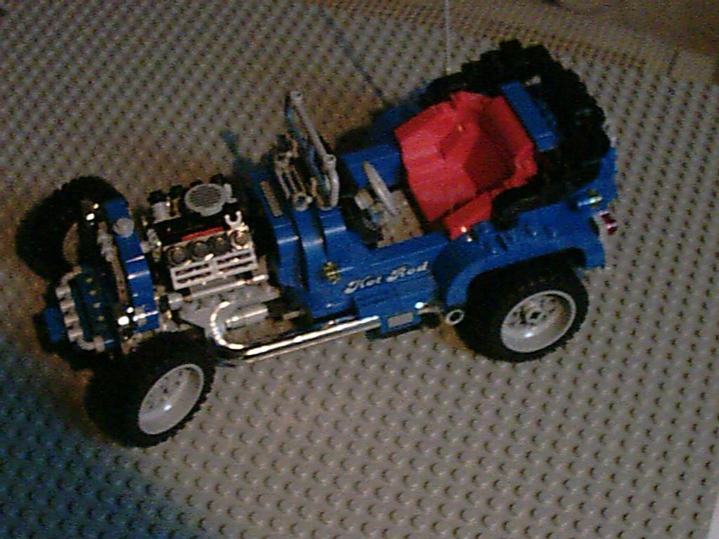 lego-legend-hot-rod-10151-010.jpg