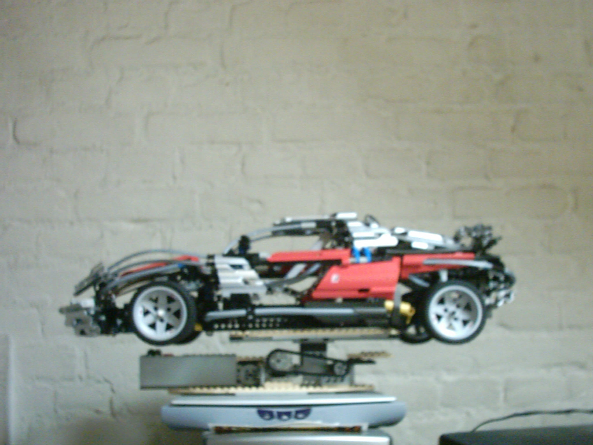 moc-racer001.jpg