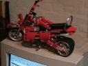technic-race-motor-rood001.jpg