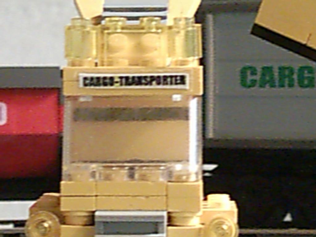 world-city-cargotransporter.jpg