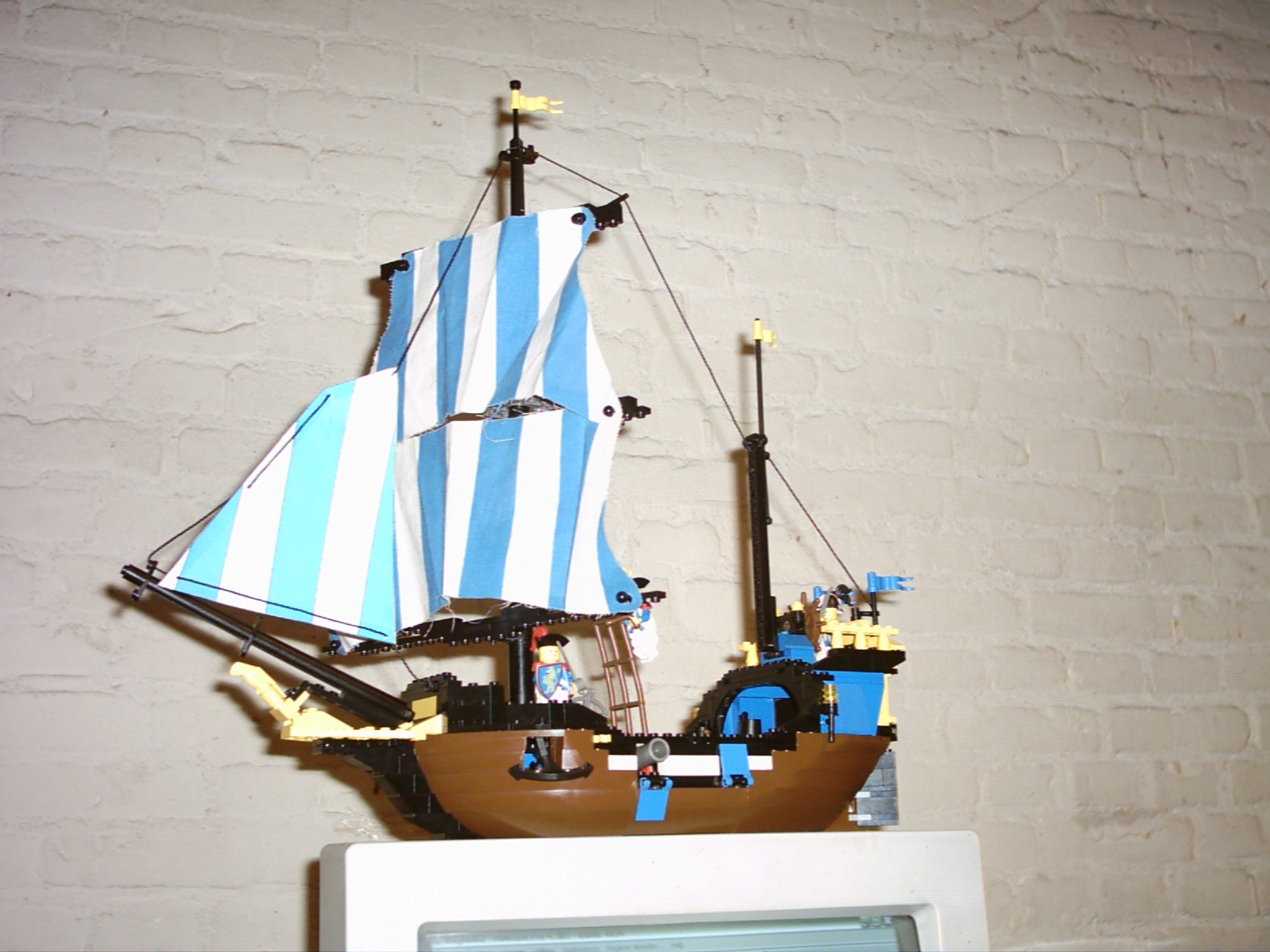 lego-geldschip01.jpg
