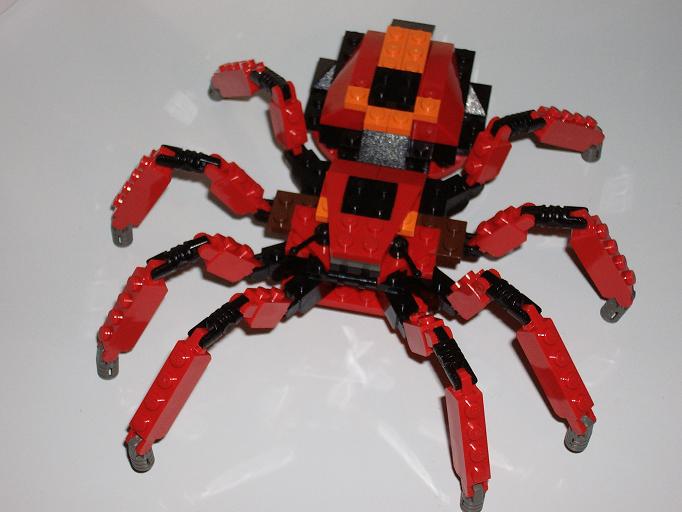 lego-tarantulla-000.jpg