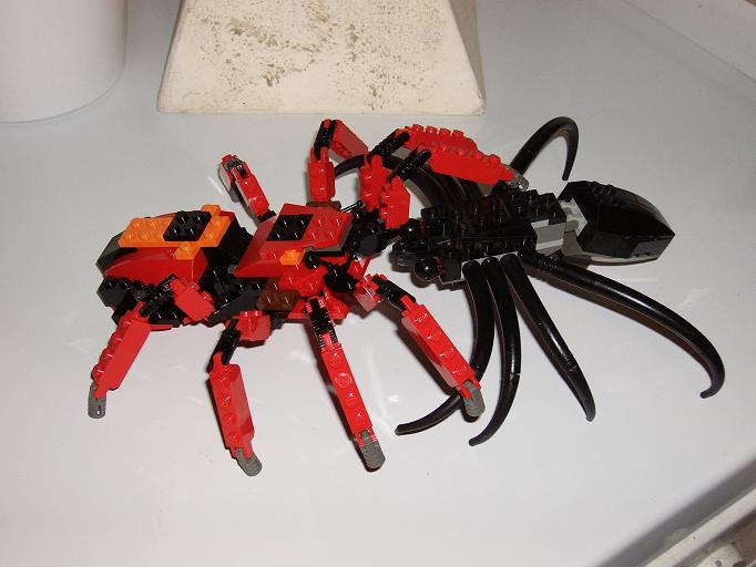 lego-tarantulla-004.jpg