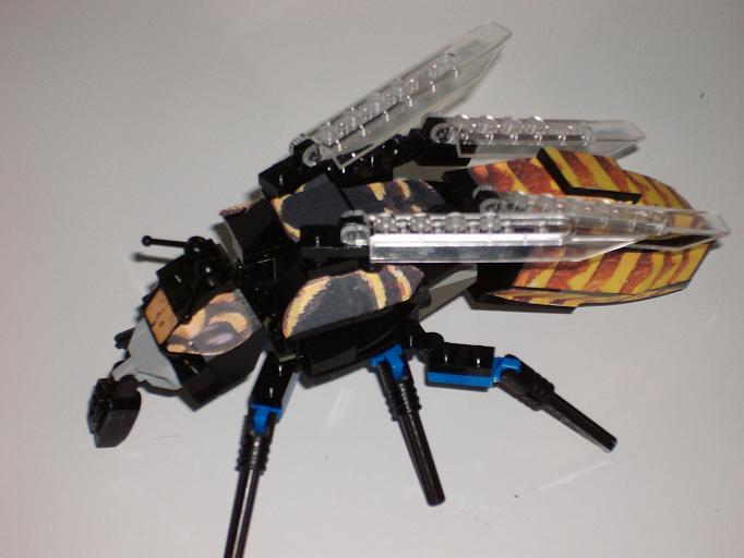 lego-wesp-005.jpg