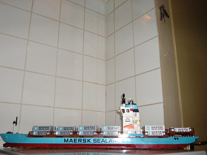 set-10152-maersk-sealand-2005-edition-010.jpg