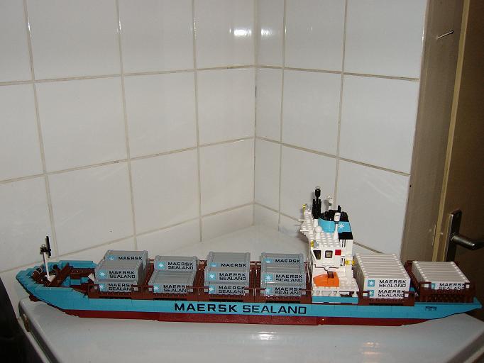 set-10152-maersk-sealand-2005-edition-011.jpg
