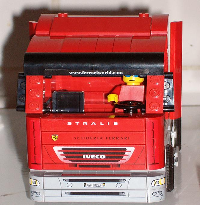 iveco-scuderia-ferrari-001.jpg