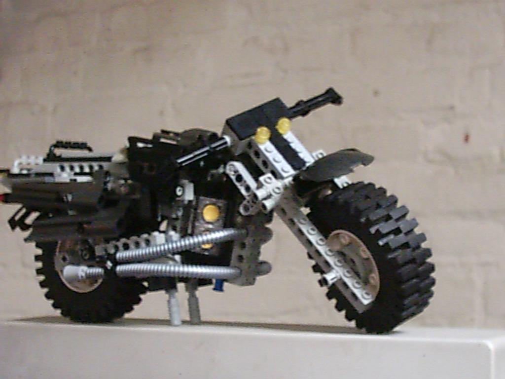 technic-race-motor-003.jpg
