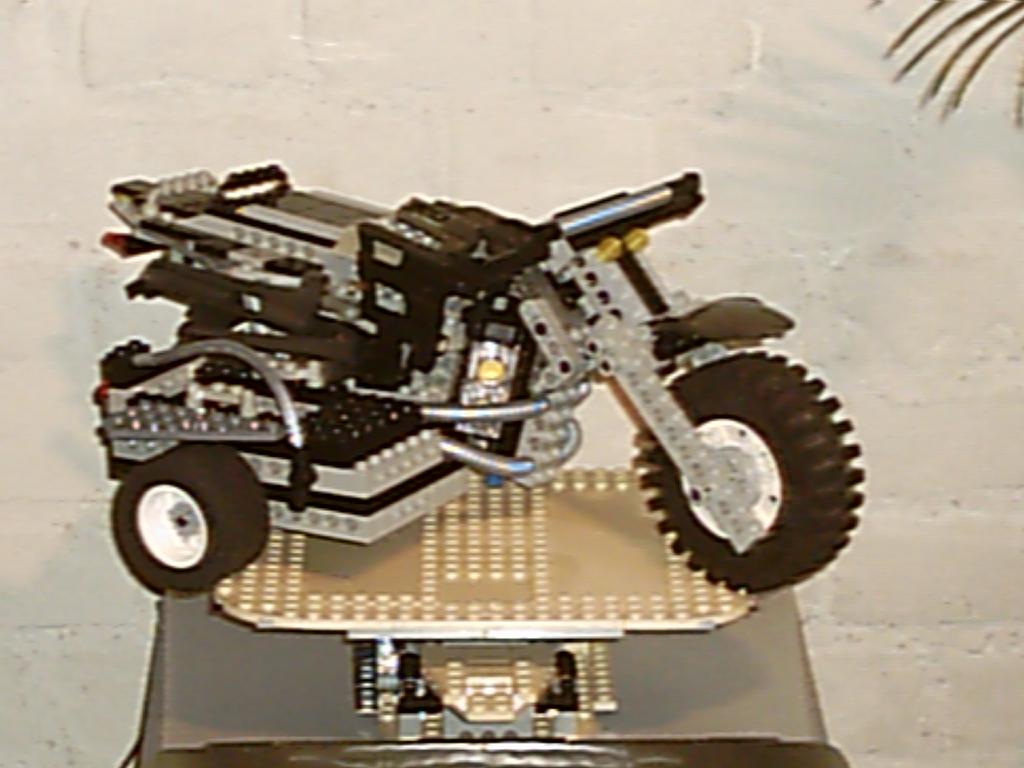 technic-race-motor-met-zij-span012.jpg