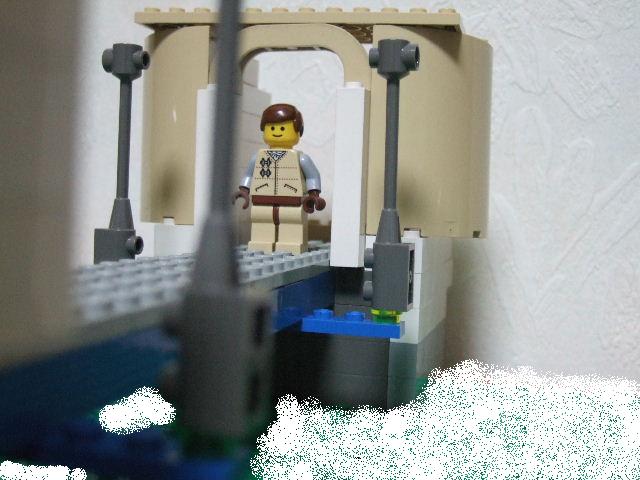 2005_1016lego0003.jpg