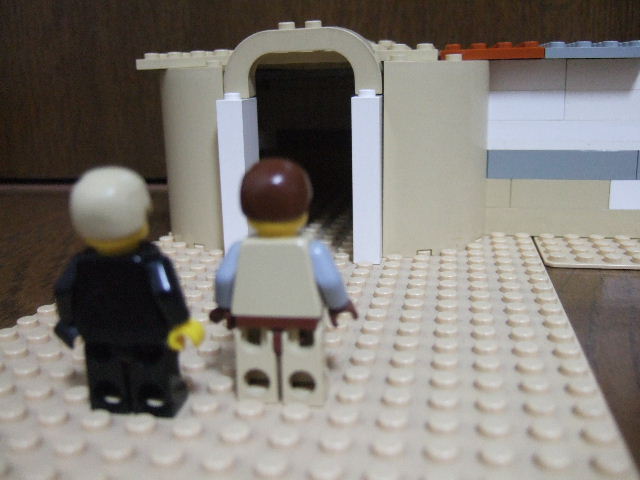 2005_1016lego0016.jpg