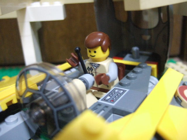 2005_1022lego0006.jpg