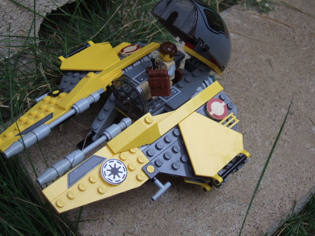 2005_1022lego0016.jpg