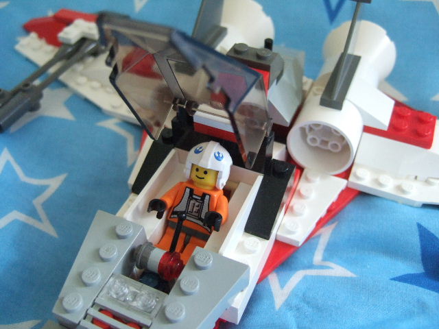 2005_1105lego0043.jpg