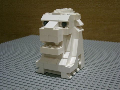 white_lion_1.jpg