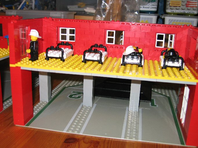 1floor_left_front.jpg