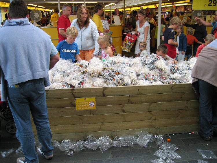 billund_box02.jpg