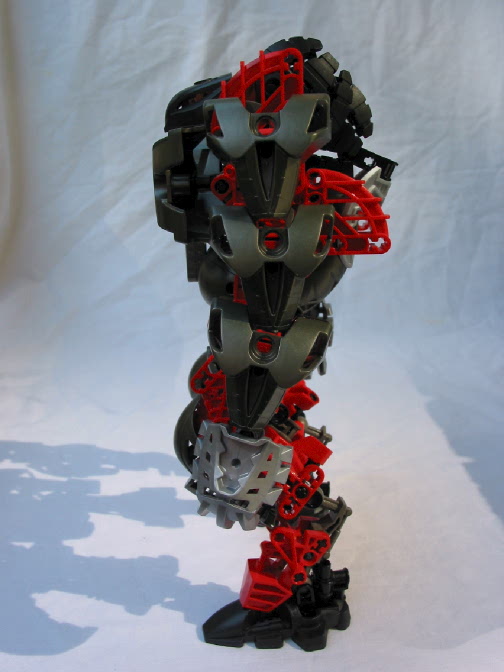 makuta_2_side.jpg