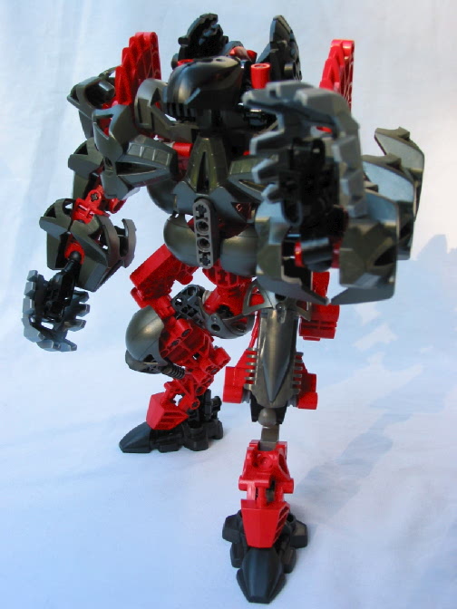 makuta_9_pose.jpg